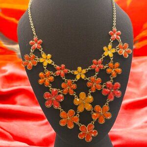 💕Host PICK💕LIz Claiborne 90's Gold Tone Lt. Red Orange Yellow Floral Necklace